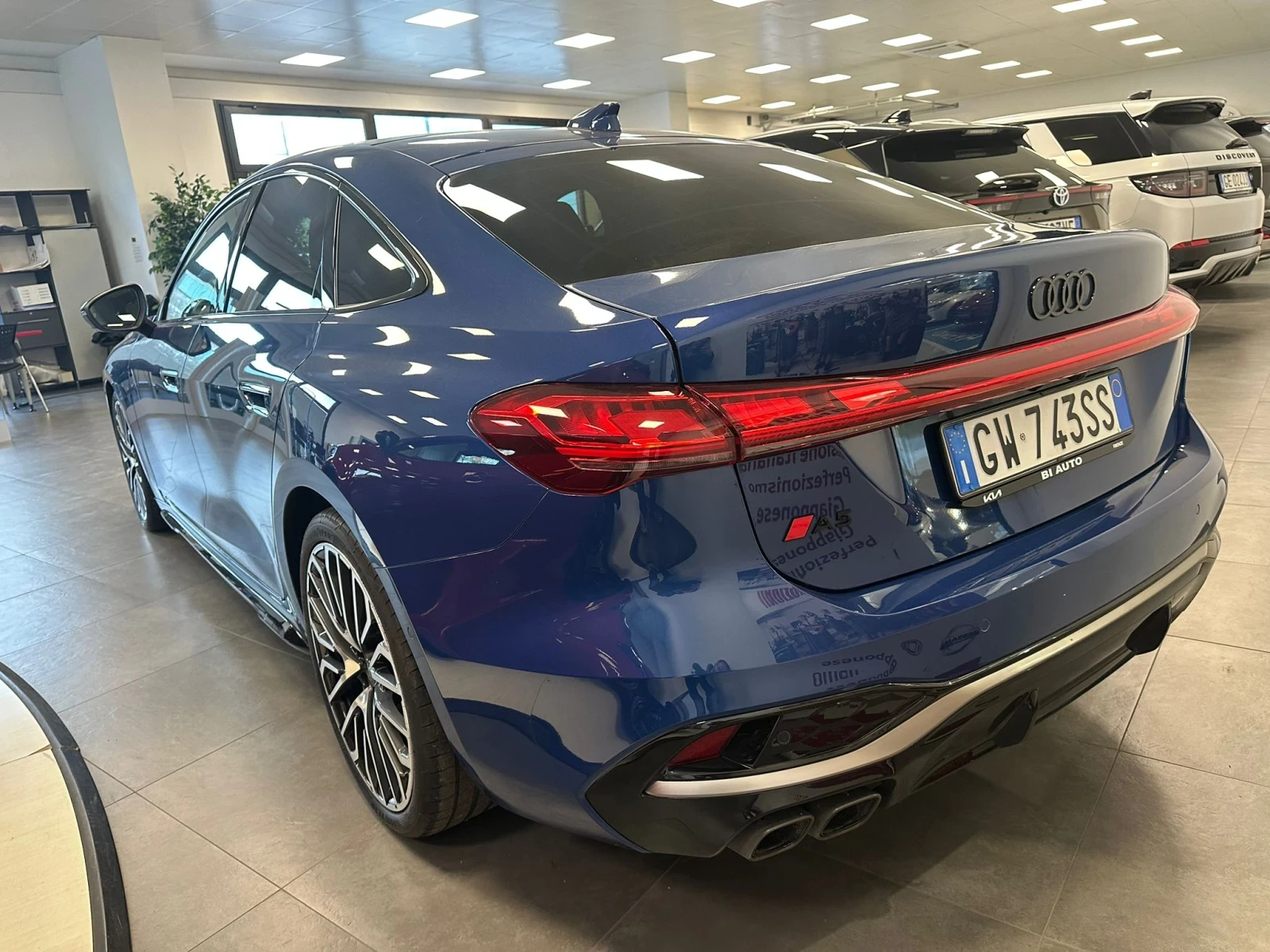 Audi A5 2.0TDI Mild-Hybrid QUATTRO-S LINE-MATRIX, снимка 5 - Автомобили и джипове - 54102641