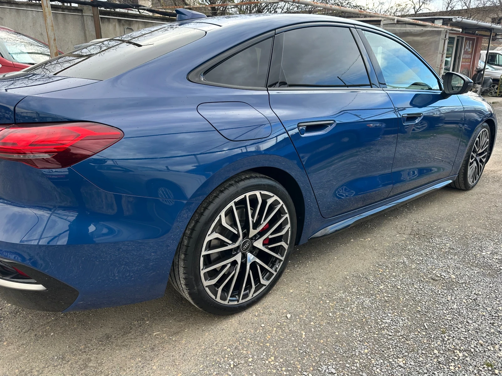 Audi A5 2.0TDI Mild-Hybrid QUATTRO-S LINE-MATRIX, снимка 9 - Автомобили и джипове - 54102641