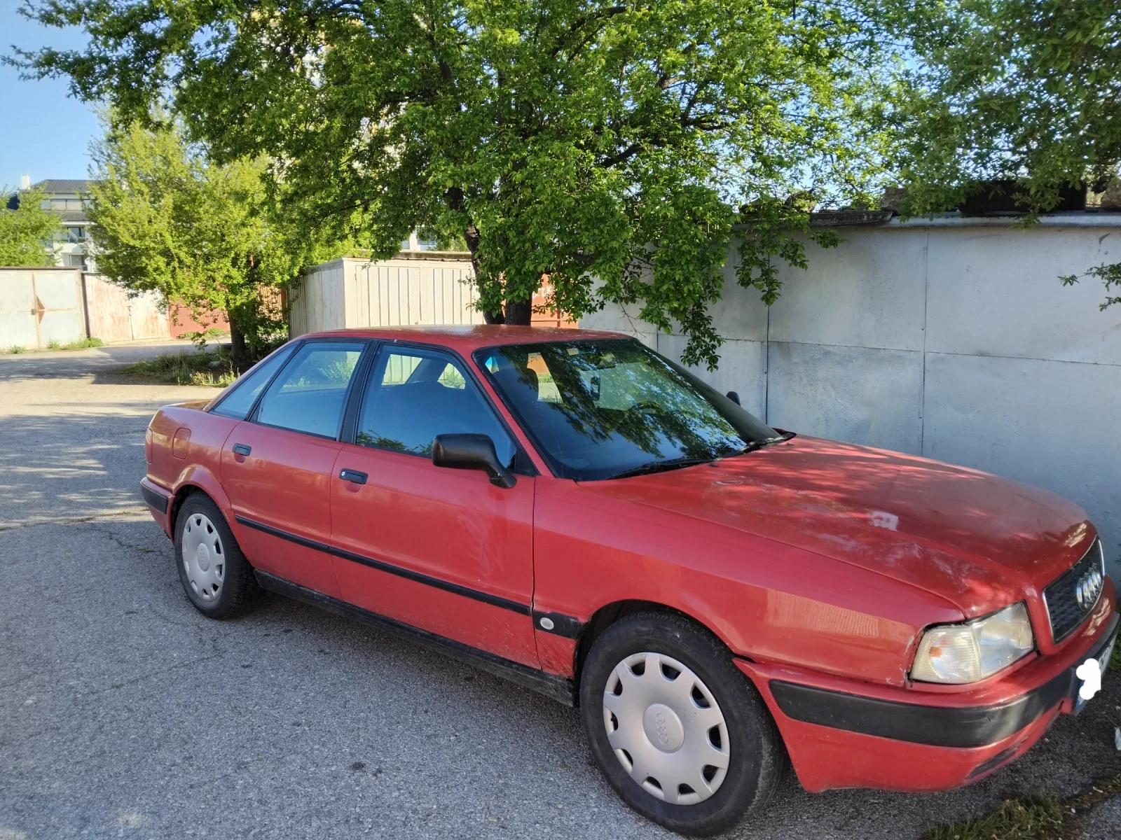 Audi 80 2.0 90, снимка 2 - Автомобили и джипове - 54408560