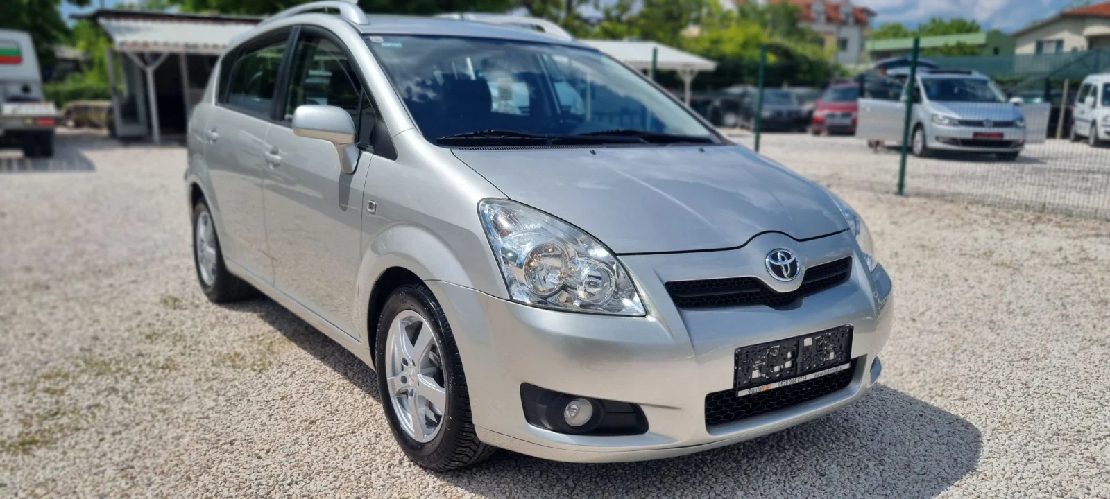 Toyota Corolla verso 2.2 136 дизел, снимка 6 - Автомобили и джипове - 54745480