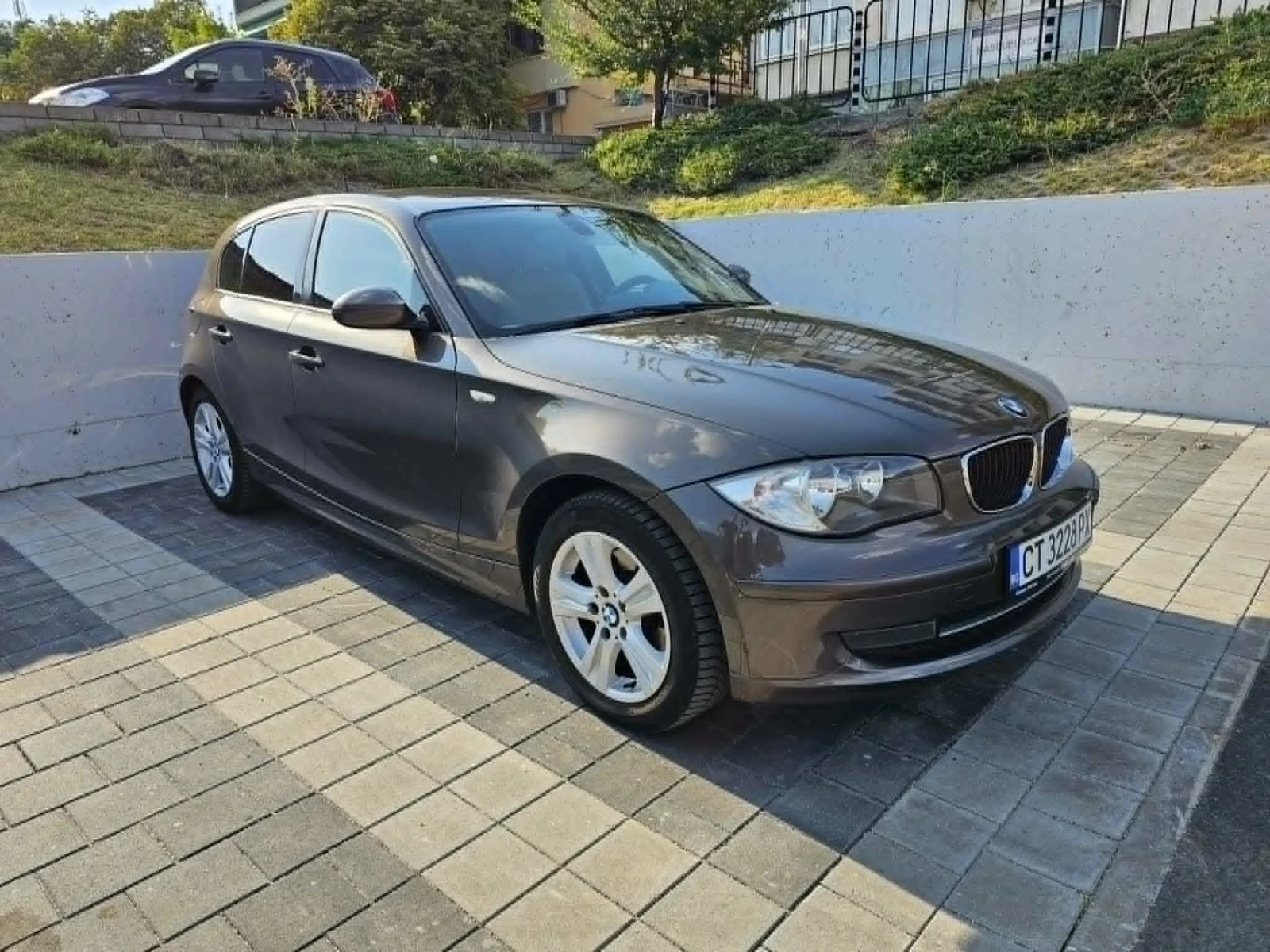 BMW 120, снимка 2 - Автомобили и джипове - 54874418