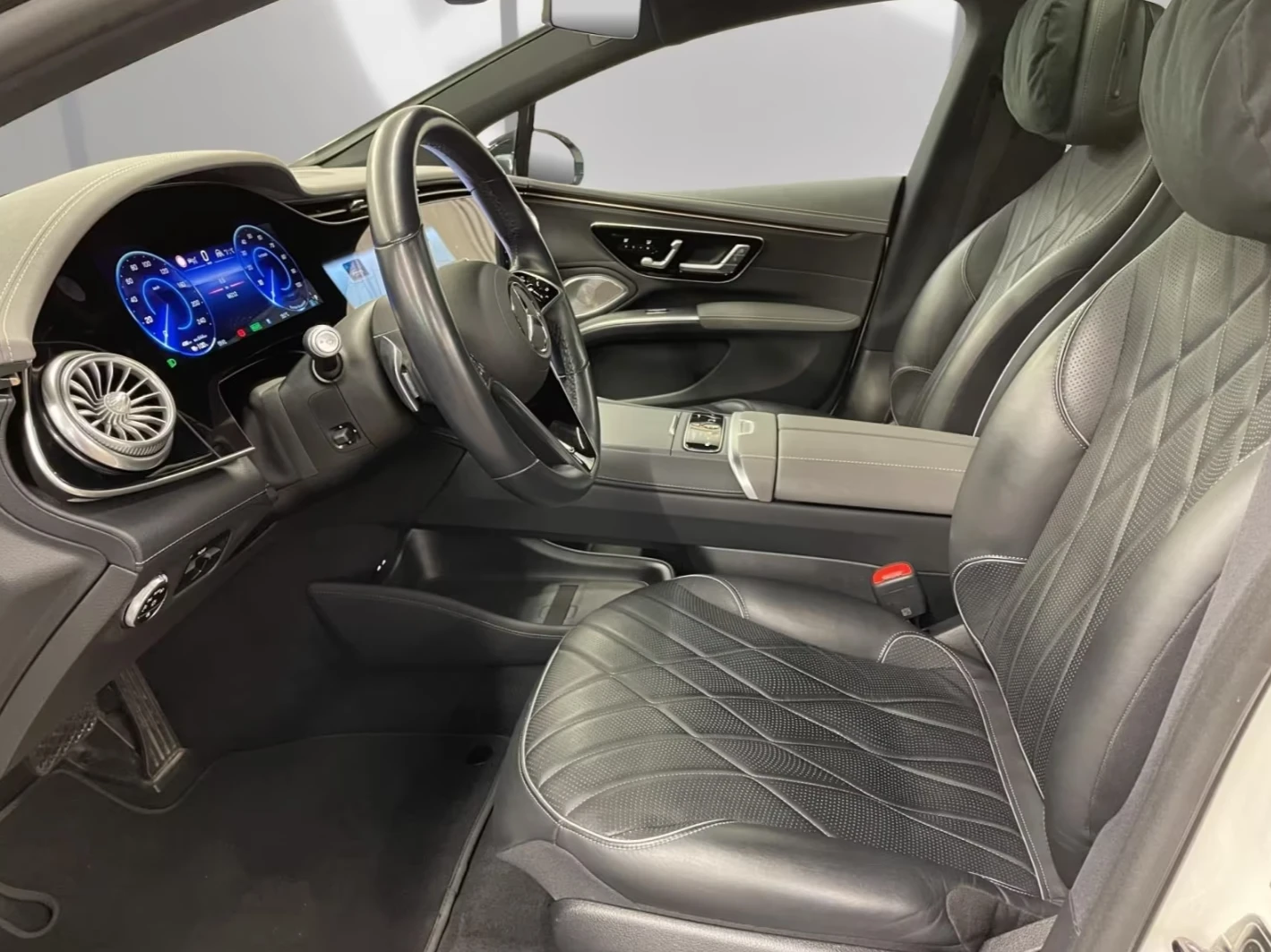 Mercedes-Benz EQS 580* 4M* AMG* PANO* BURMESTER* 360* ����������*  | Mobile.bg � ����������� 4