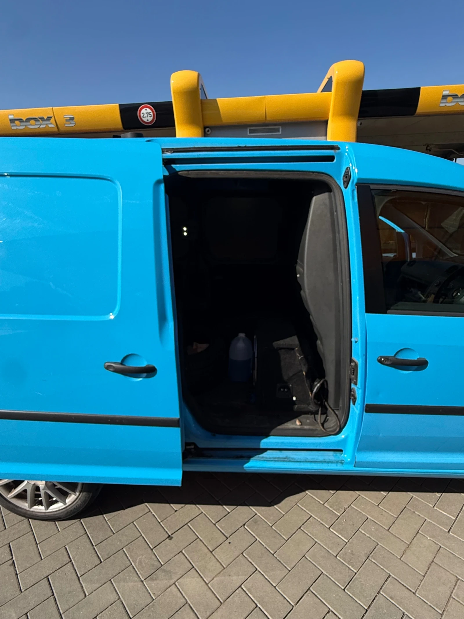 VW Caddy, снимка 6 - Автомобили и джипове - 55644375