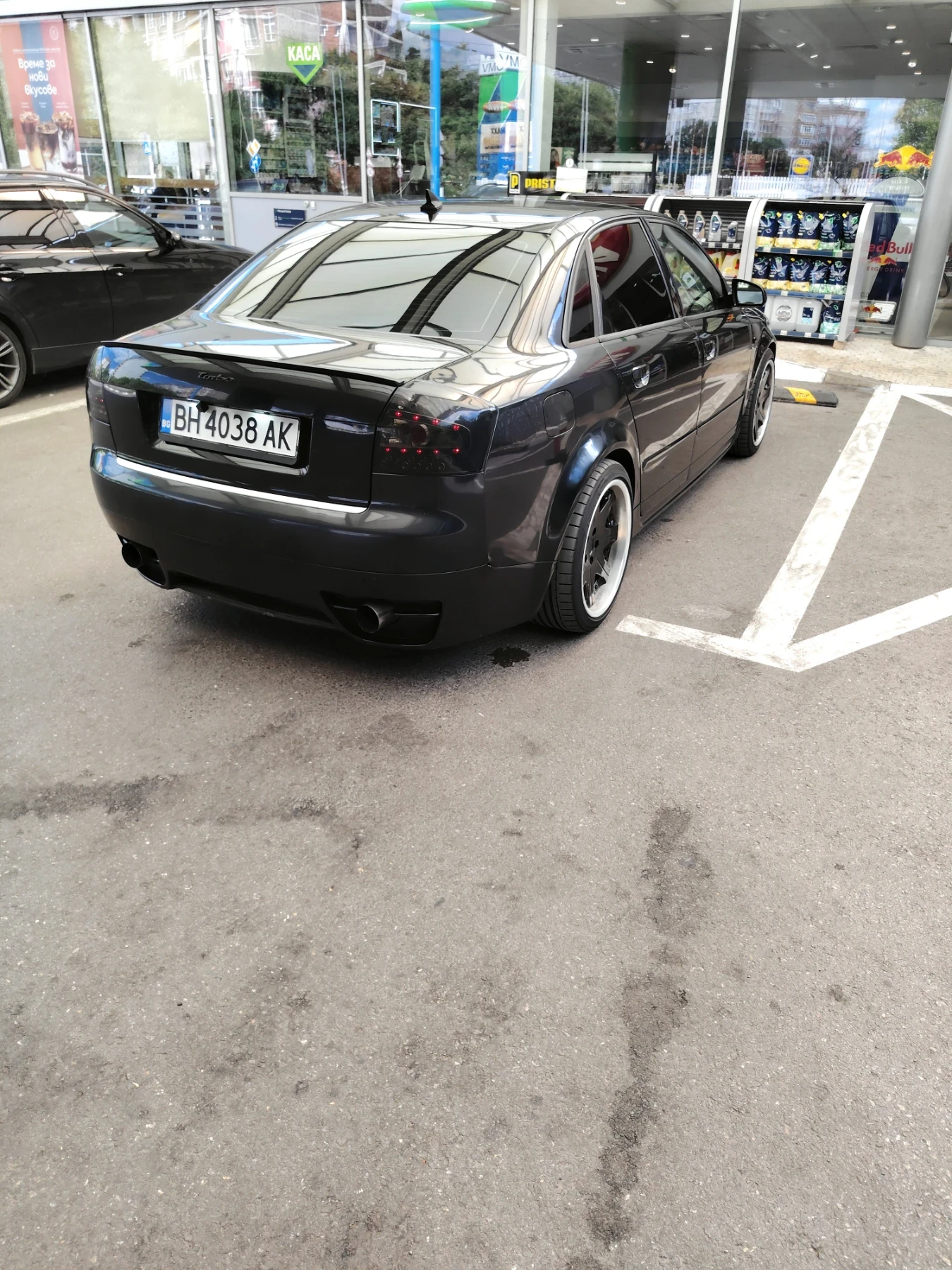 Audi A4, снимка 2 - Автомобили и джипове - 55677471