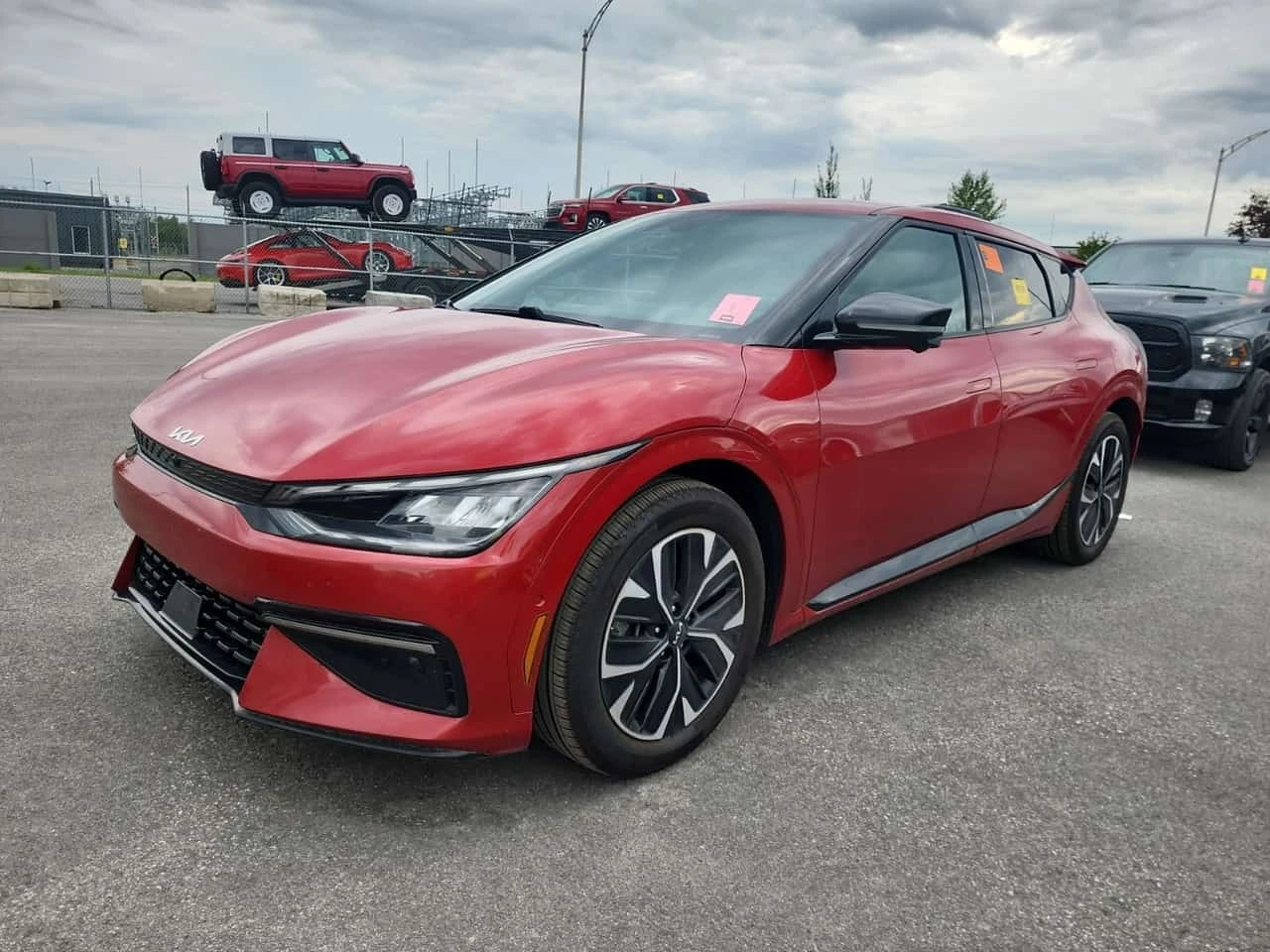 Kia EV6 GT Line / 360 / DISTRONIC /HEAD UP / CARFAX 