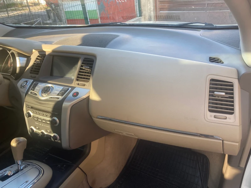 Nissan Murano, снимка 8 - Автомобили и джипове - 47361725