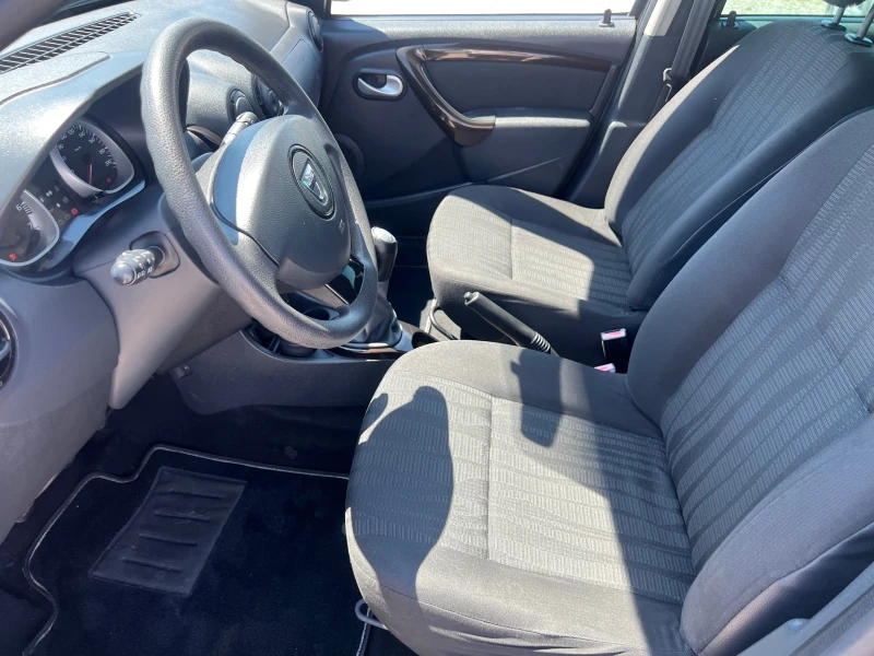 Dacia Duster 1.6 I, снимка 10 - Автомобили и джипове - 51566708