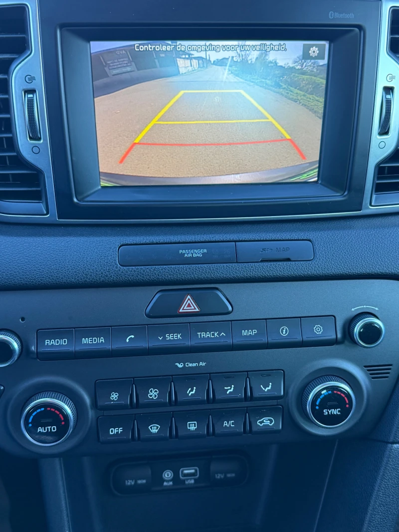 Kia Sportage 1.6 GDI, снимка 14 - Автомобили и джипове - 52657395