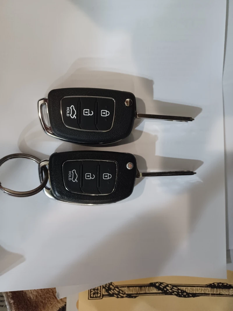 Hyundai IX35 2.0 CRDI 4WD AT, снимка 14 - Автомобили и джипове - 52592854