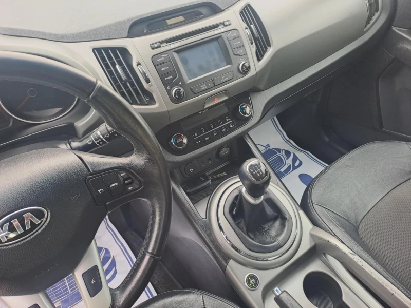 Kia Sportage Бензин/газ, снимка 9 - Автомобили и джипове - 53152111