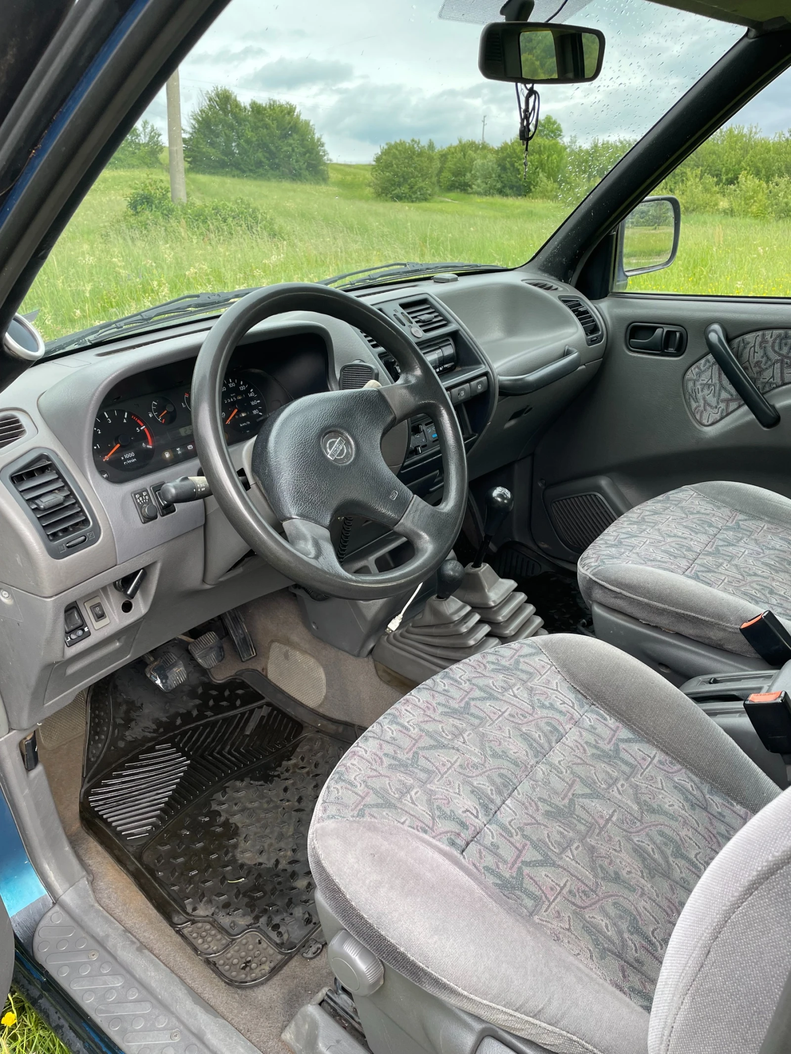 Nissan Terrano 2.7 TDI - изображение 7
