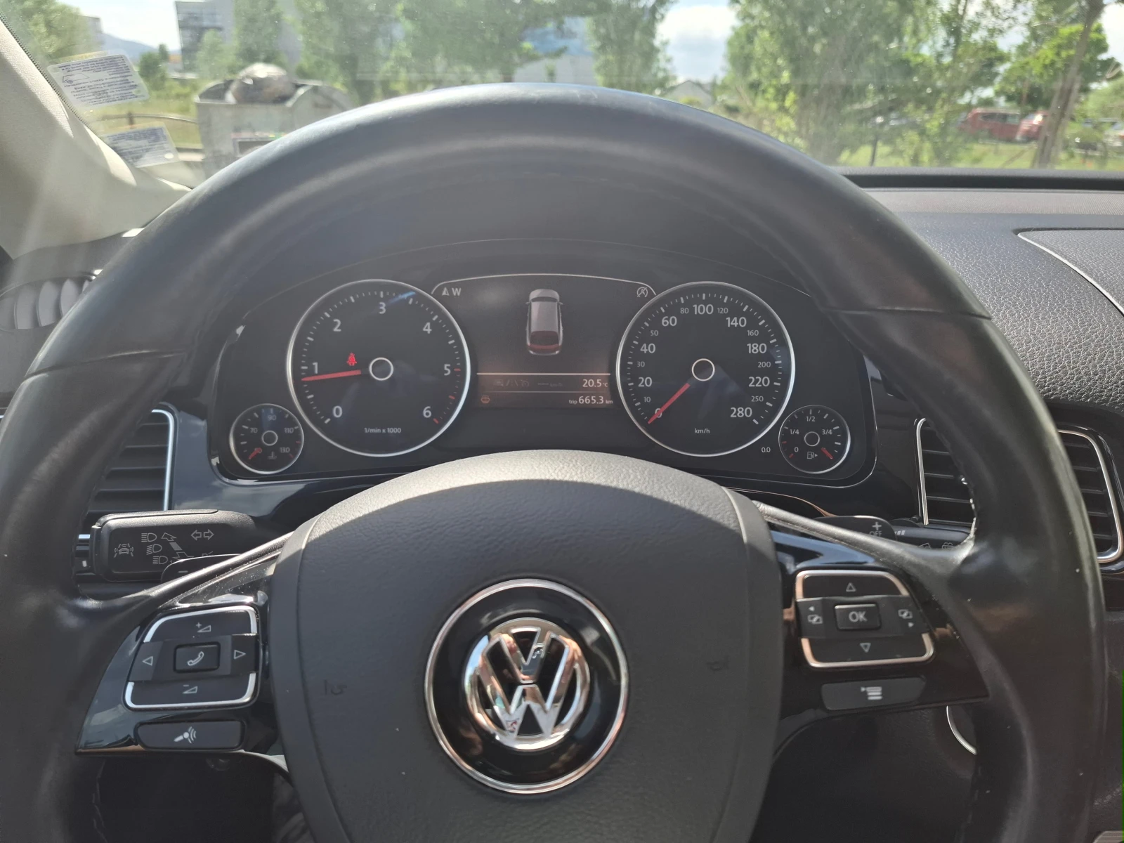 VW Touareg  - изображение 10