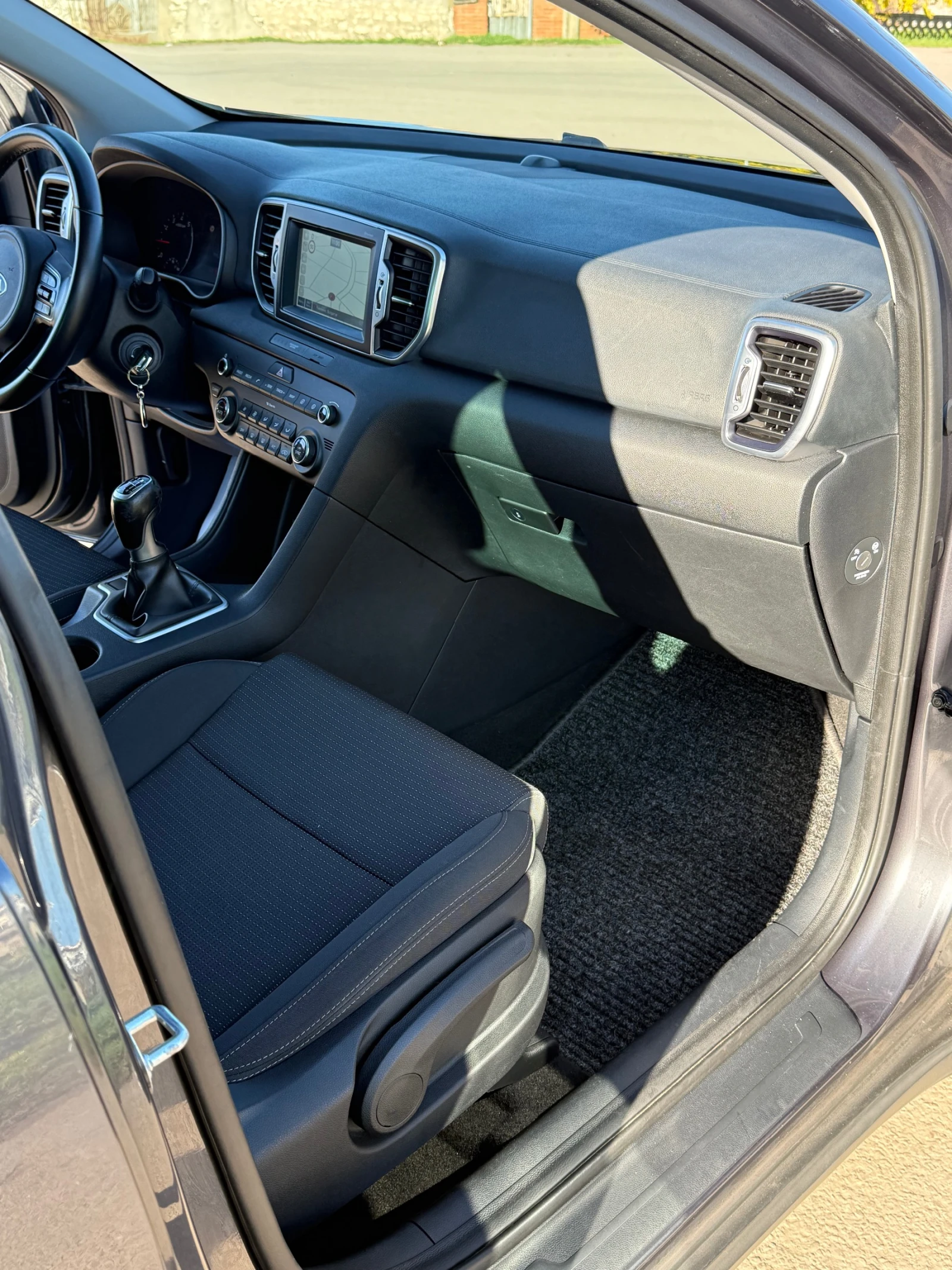 Kia Sportage 1.6 GDI - изображение 10