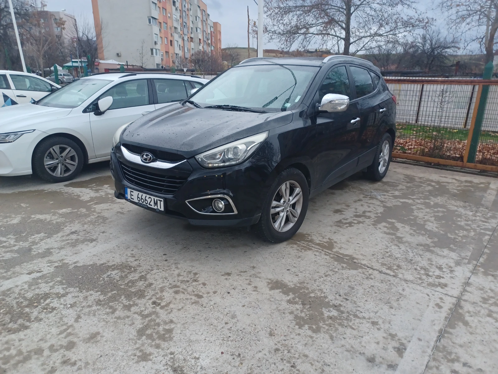 Hyundai IX35 2.0 CRDI 4WD AT - изображение 2