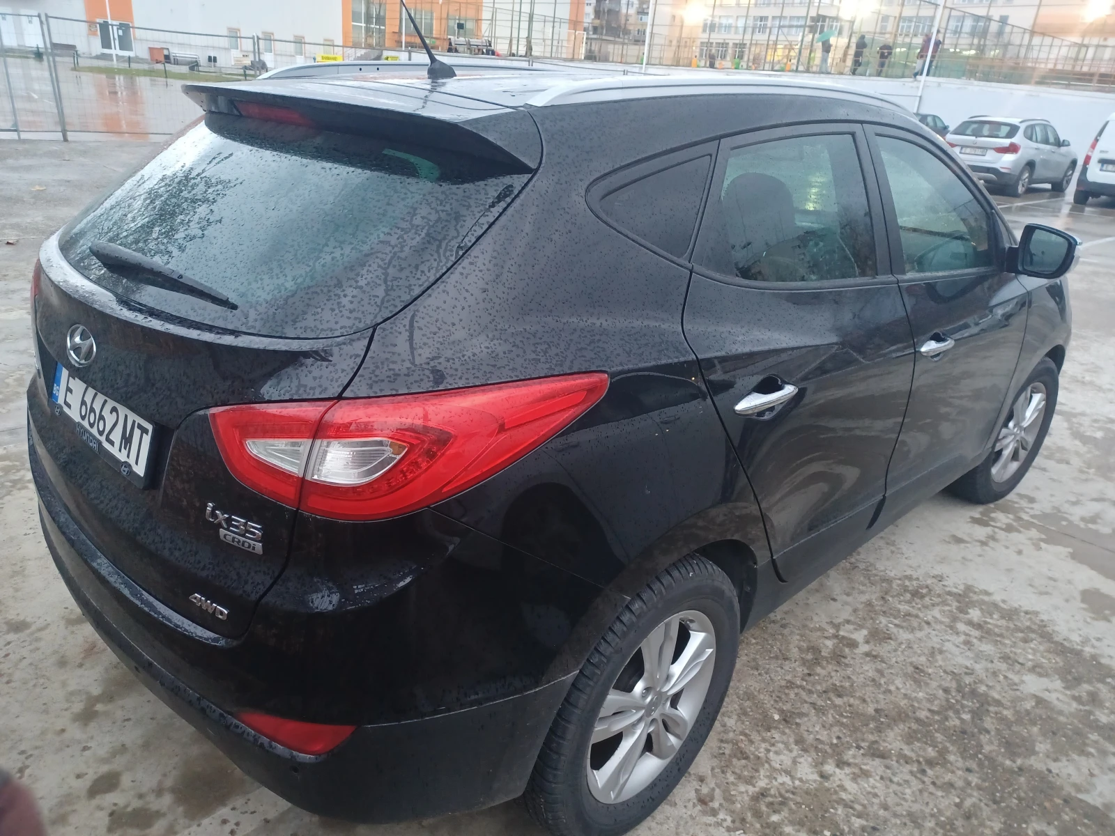 Hyundai IX35 2.0 CRDI 4WD AT - изображение 5