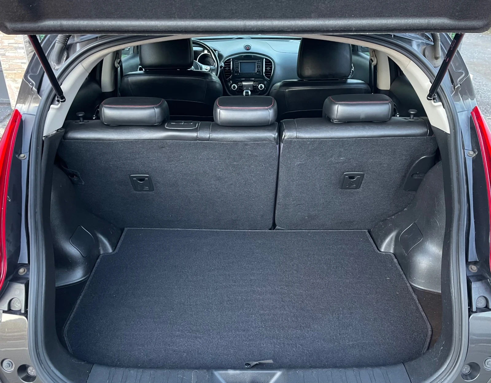 Nissan Juke 1.6 DIG TURBO 4WD TEKNA - изображение 8