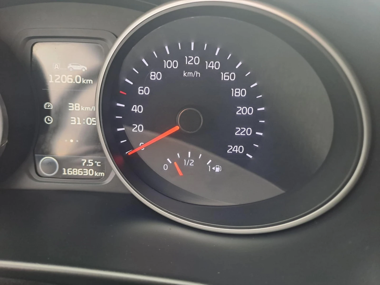 Kia Sportage ������/��� | Mobile.bg � ����������� 11