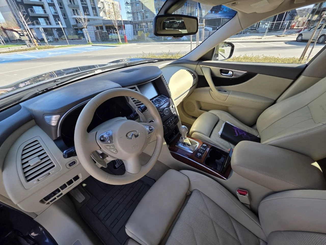 Infiniti Fx 37 S, снимка 7 - Автомобили и джипове - 54120649