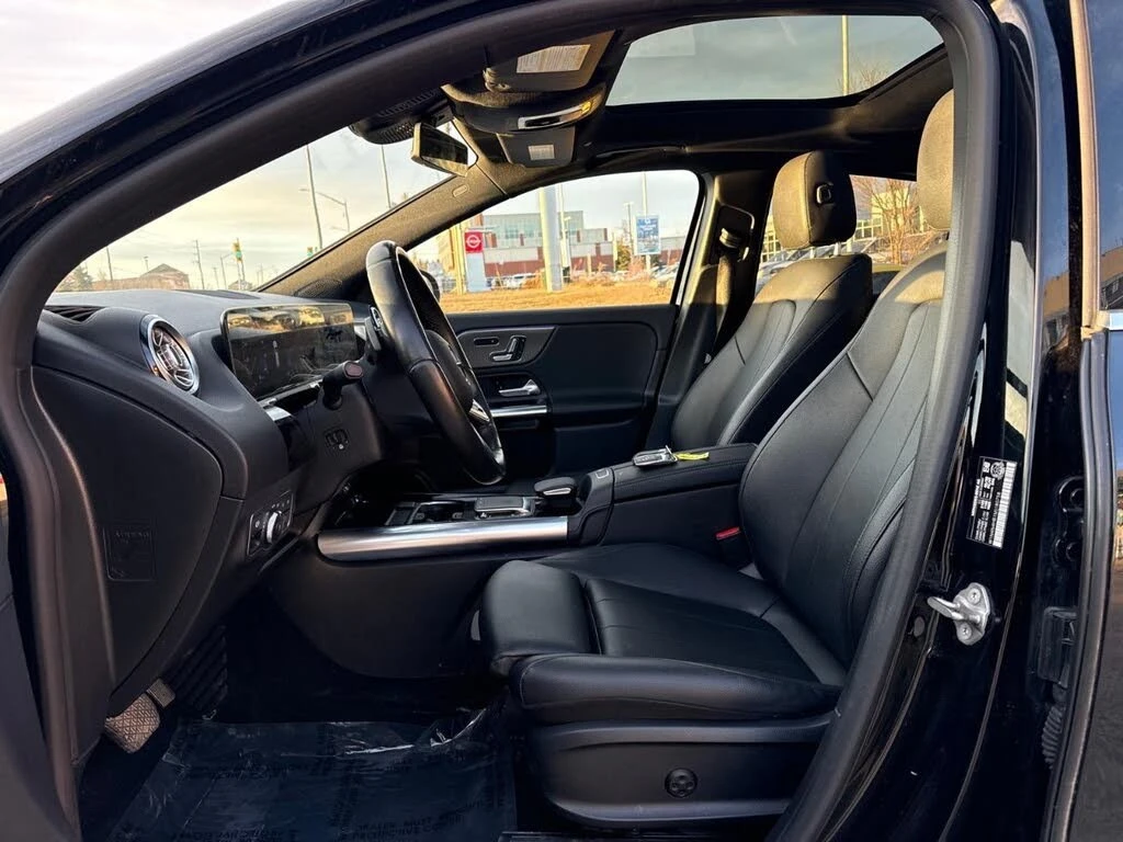 Mercedes-Benz GLA 4MATIC* АвтоКредит* (Цена до БГ) , снимка 15 - Автомобили и джипове - 54227408