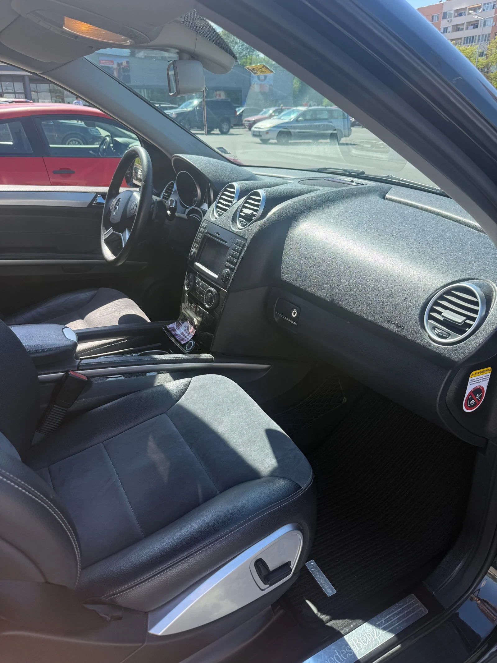 Mercedes-Benz ML 320, снимка 10 - Автомобили и джипове - 54712911