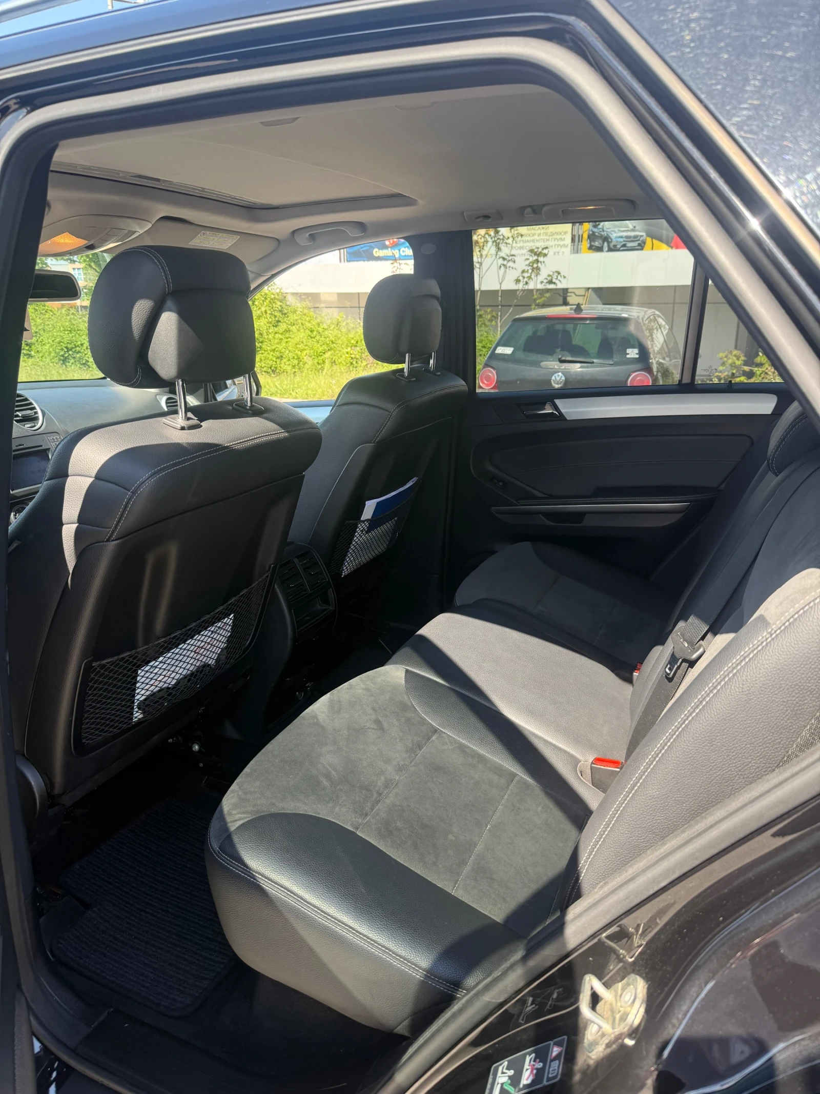 Mercedes-Benz ML 320, снимка 12 - Автомобили и джипове - 54712911