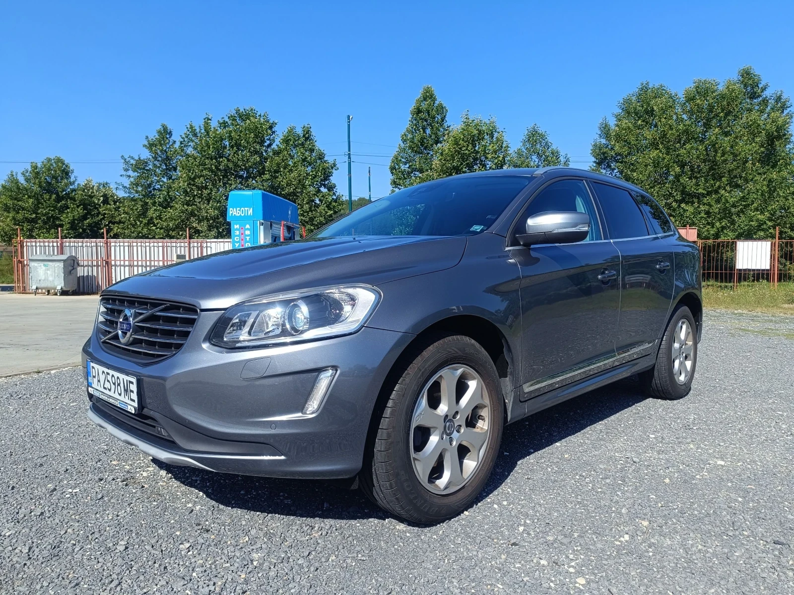 Volvo XC60 SUV, снимка 3 - Автомобили и джипове - 55239768