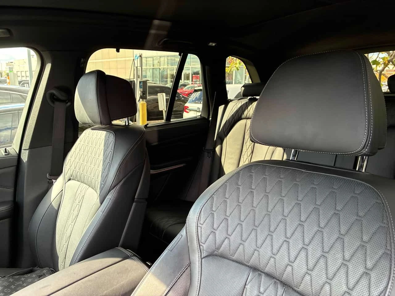 BMW X5 * M50i * CARFAX * ���� �� �� | Mobile.bg � ����������� 12