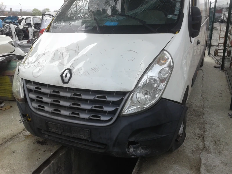 Renault Master 2.3д, снимка 6 - Бусове и автобуси - 49503451