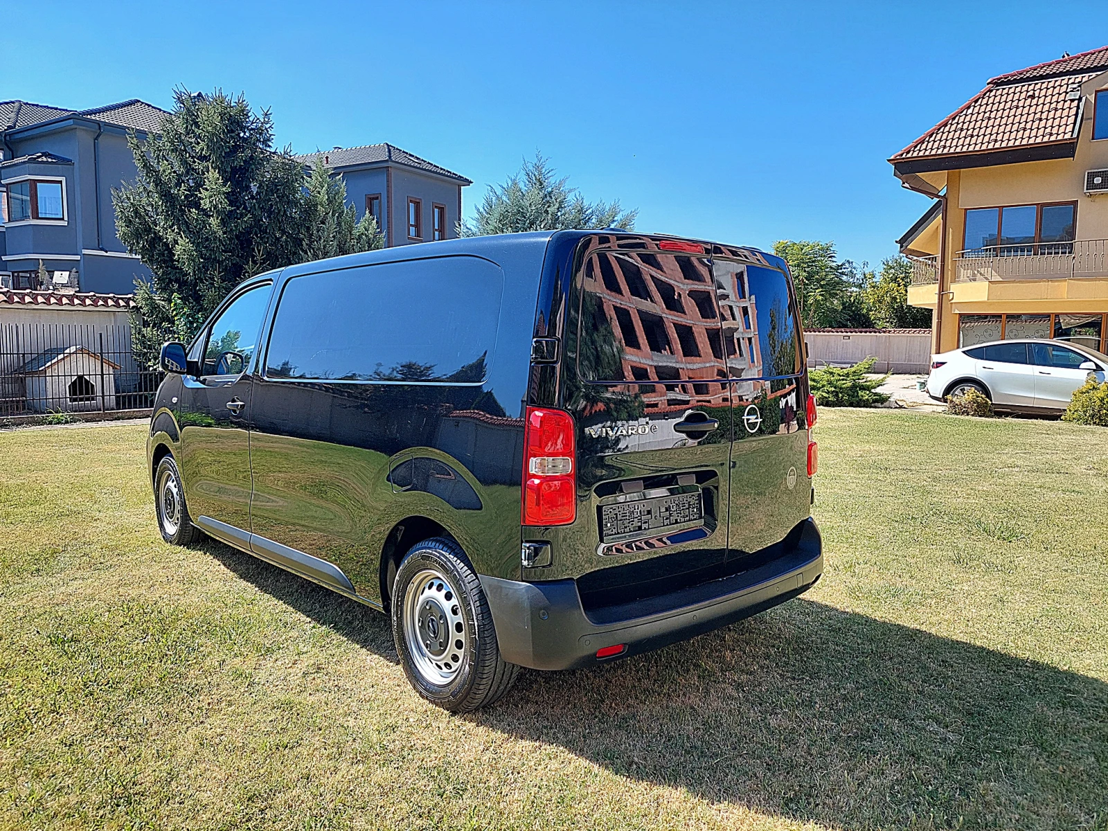 Opel Vivaro Electric 75kW Big Battery | Mobile.bg   6