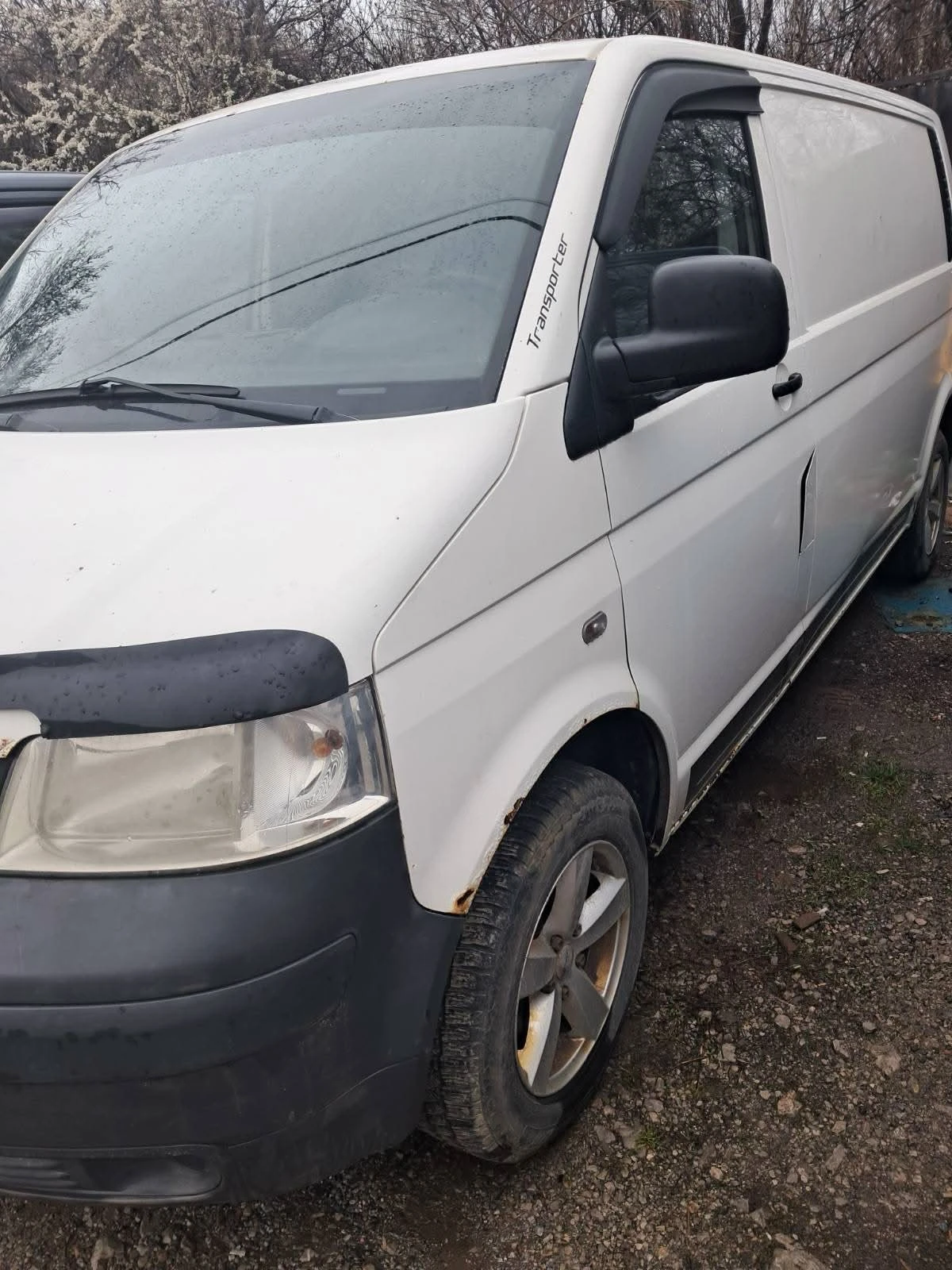 VW T5 2.5 TDI, снимка 2 - Бусове и автобуси - 54070252
