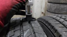 Гуми Всесезонни 215/75R17.5, снимка 3