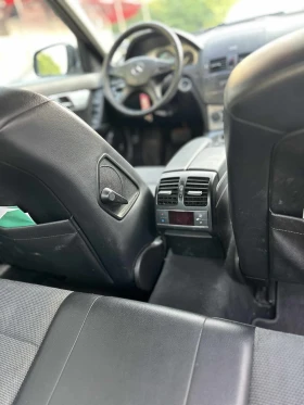 Mercedes-Benz C 180 W204, снимка 8
