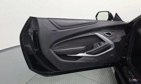 Chevrolet Camaro 6.2 SS, снимка 14