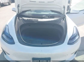 Tesla Model 3 U   U Rear Wheel Drive, снимка 16