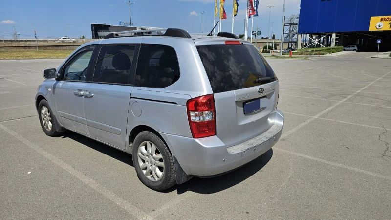 Kia Carnival, снимка 4 - Автомобили и джипове - 46815227