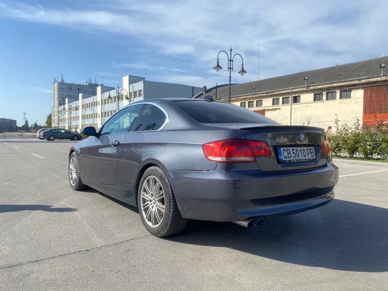 BMW 330, снимка 6 - Автомобили и джипове - 47465980