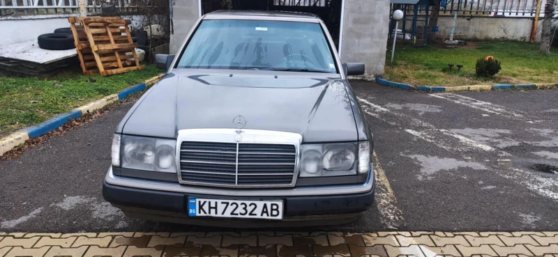 Mercedes-Benz 124, снимка 4 - Автомобили и джипове - 48439407