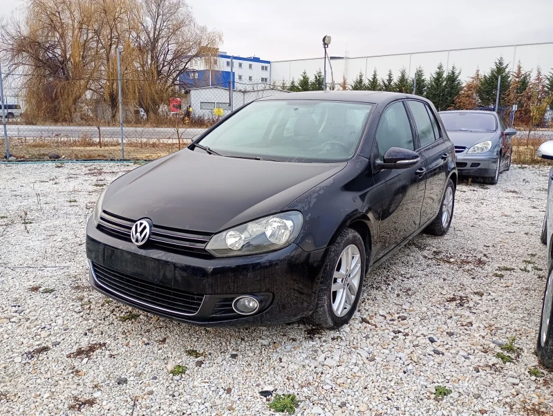 VW Golf 1.6 TDI, снимка 1 - Автомобили и джипове - 48203721