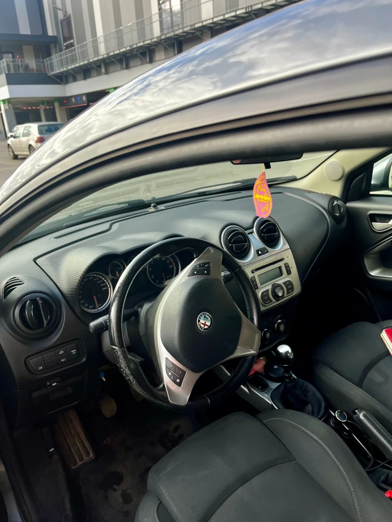 Alfa Romeo MiTo, снимка 8 - Автомобили и джипове - 48479239