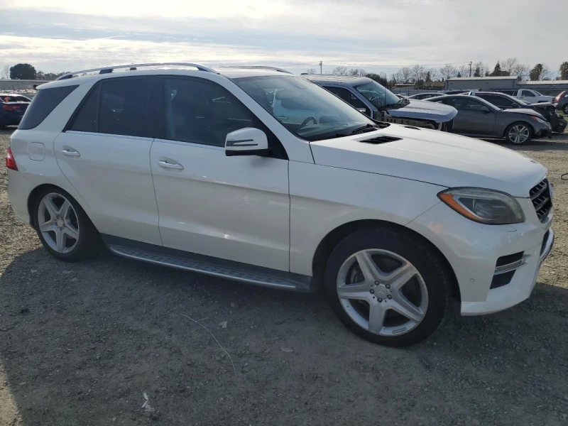 Mercedes-Benz ML 550, снимка 3 - Автомобили и джипове - 49188400