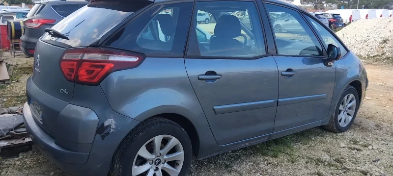 Citroen C4 Picasso 1.6 HDI, снимка 5 - Автомобили и джипове - 49581539