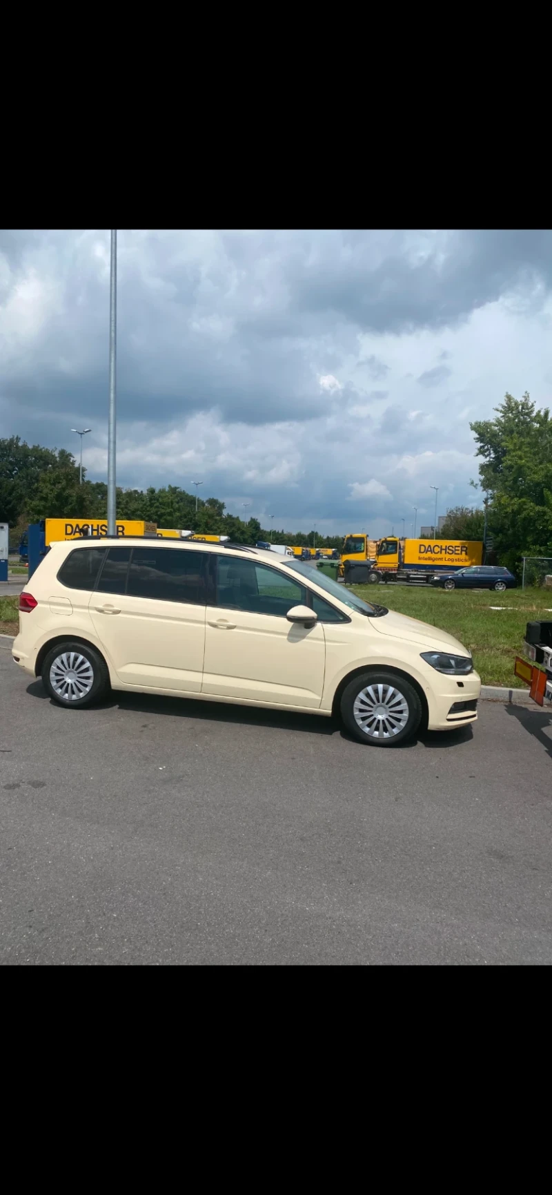 VW Touran, снимка 13 - Автомобили и джипове - 52418705