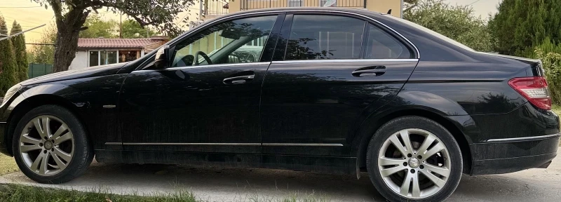 Mercedes-Benz C 180 W204, снимка 3 - Автомобили и джипове - 52288355