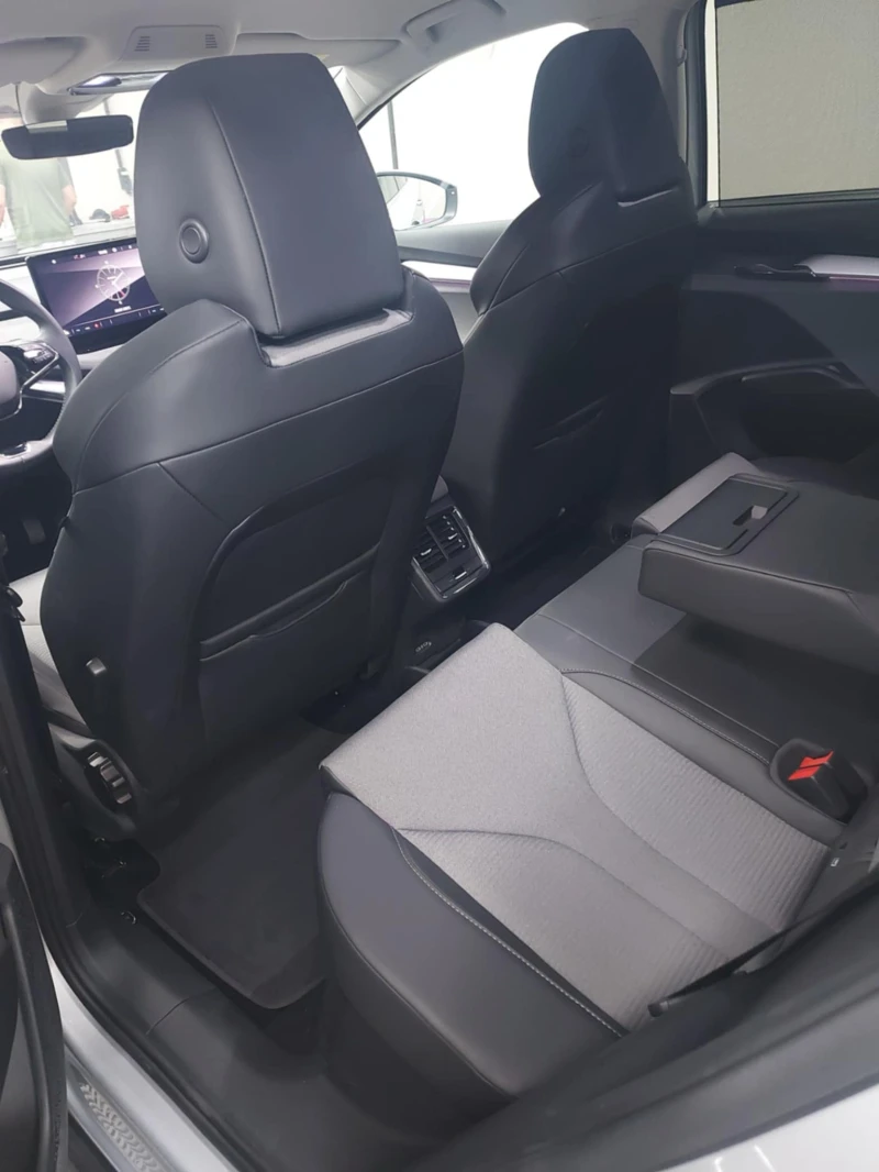 Skoda Enyaq 4X4, 265к.с., снимка 9 - Автомобили и джипове - 51991580