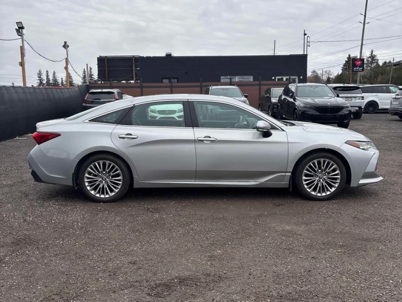 Toyota Avalon Limited  CARFAX, снимка 3 - Автомобили и джипове - 52447819