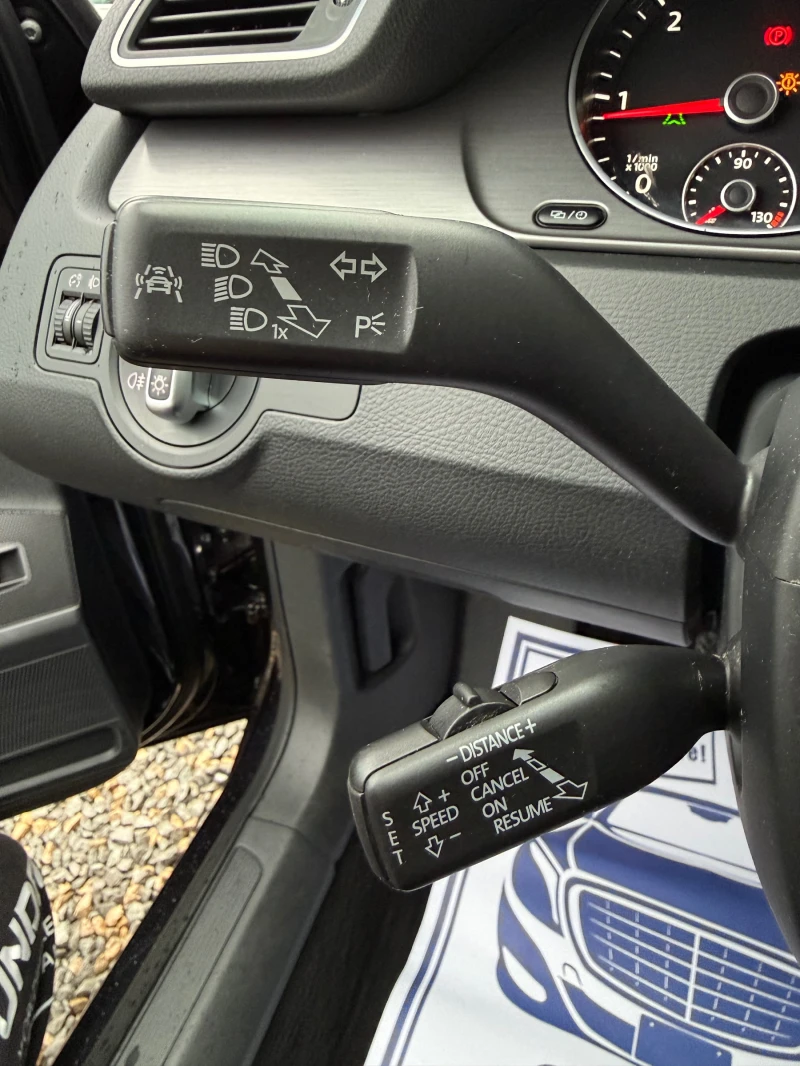 VW Passat 2.0TDI DISTRONIC CAMERA NAVI, снимка 14 - Автомобили и джипове - 52892053