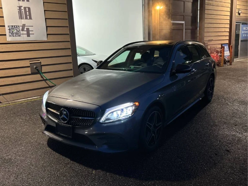 Mercedes-Benz C 300 4MATIC * CARFAX* ОПЦИЯ ЗА ФИНАНСИРАНЕ* 