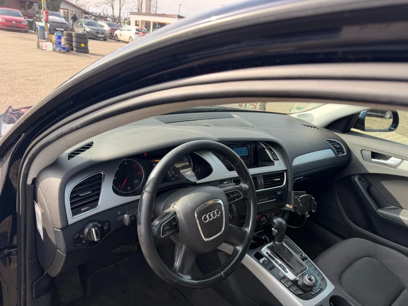 Audi A4 2.0TDI AVTOMAT/NAVI EURO 5, снимка 11 - Автомобили и джипове - 53354147