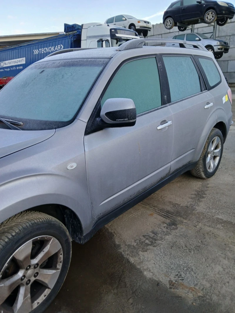 Subaru Forester 2.0d, снимка 2 - Автомобили и джипове - 53598329