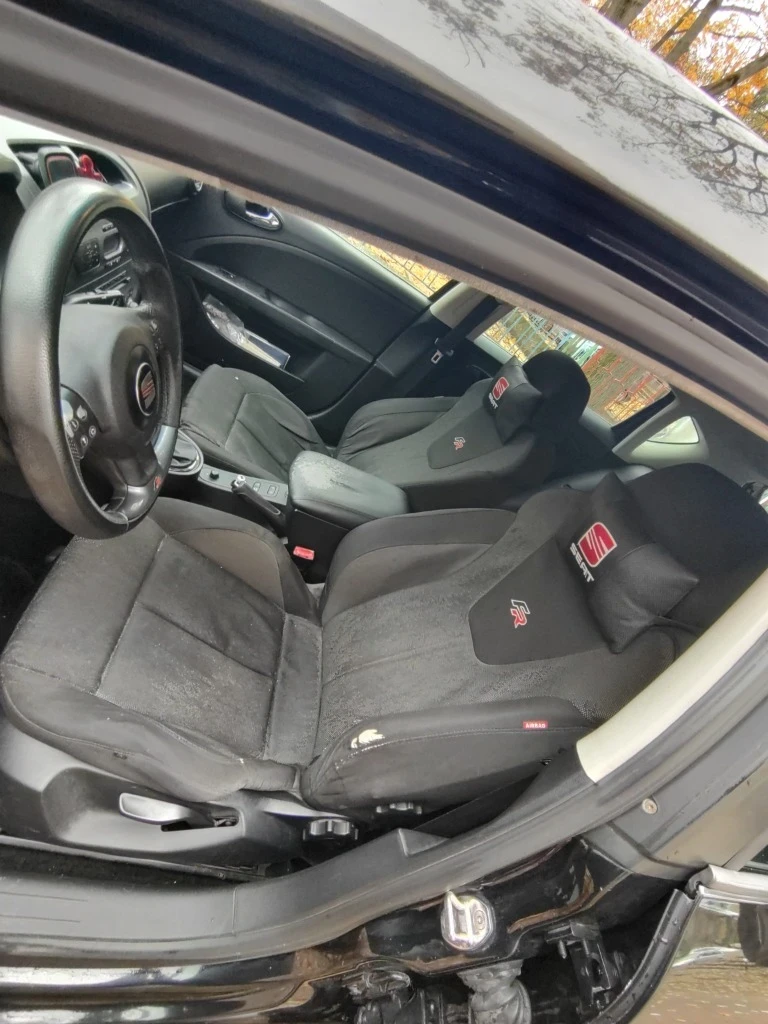 Seat Leon 2.0 TDI FR - изображение 6